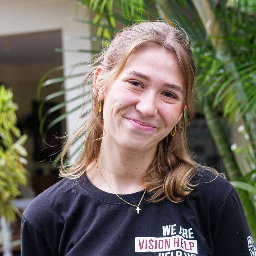 Unsere Freiwilligen 13 Helene Bucher