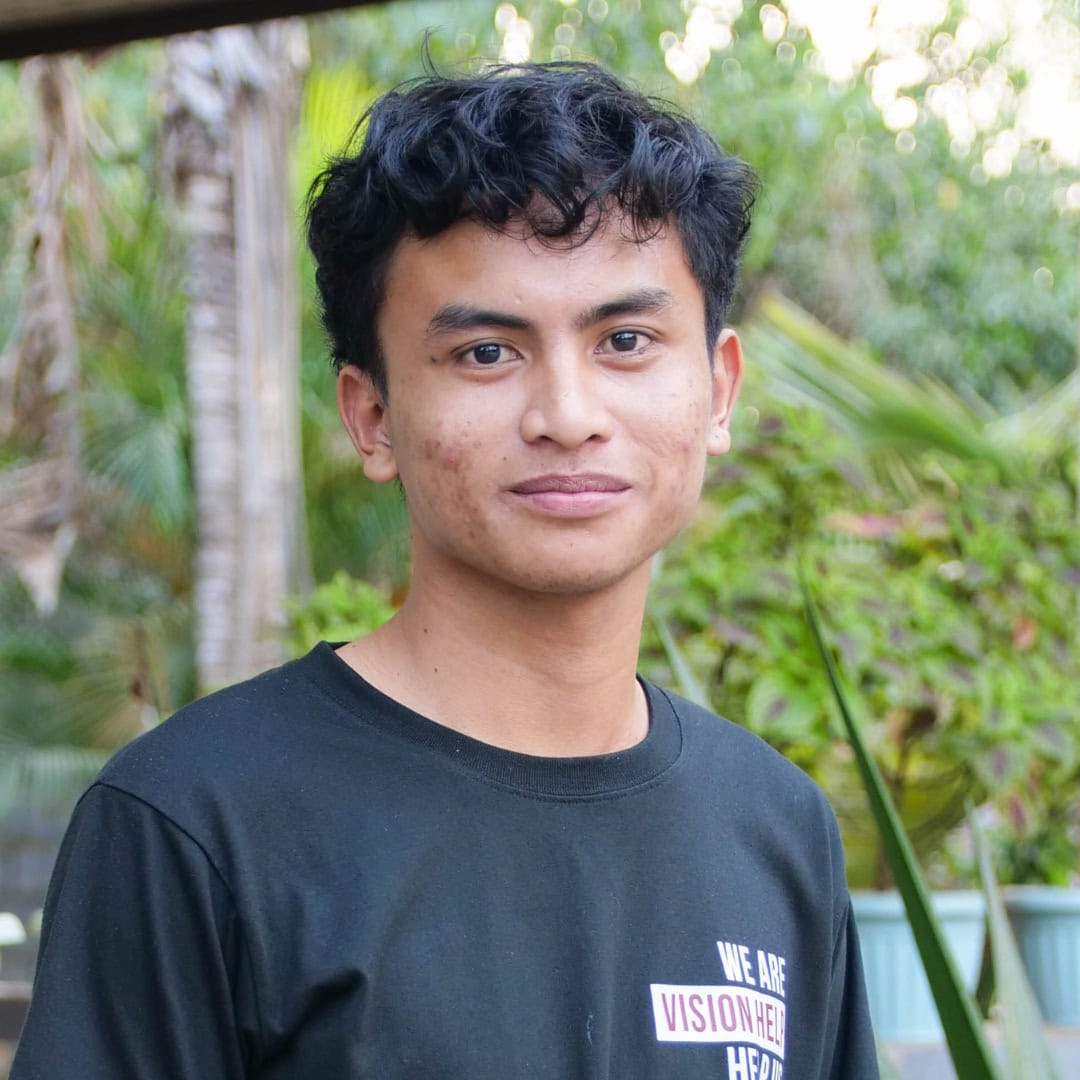 Our Founder & Our Philippine Team 65 Agnes Kriwolapow